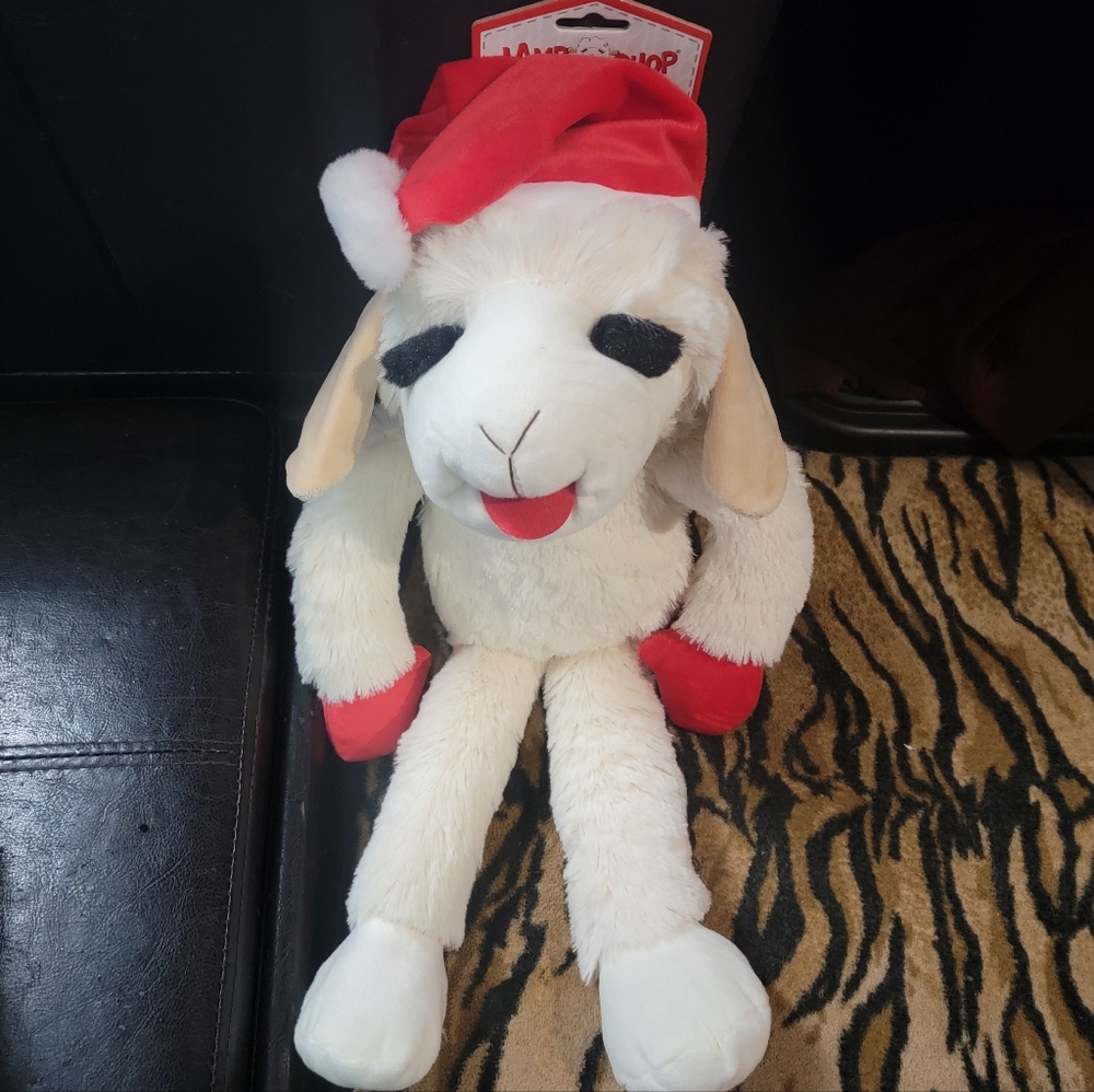 Multipet Dog Lambchop Santa Hat Christmas  Xlarge 19 In Plush Toy with Squeak Ea